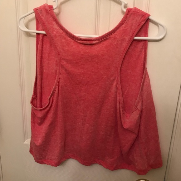 Pink crop top worn a few times - Picture 2 of 4